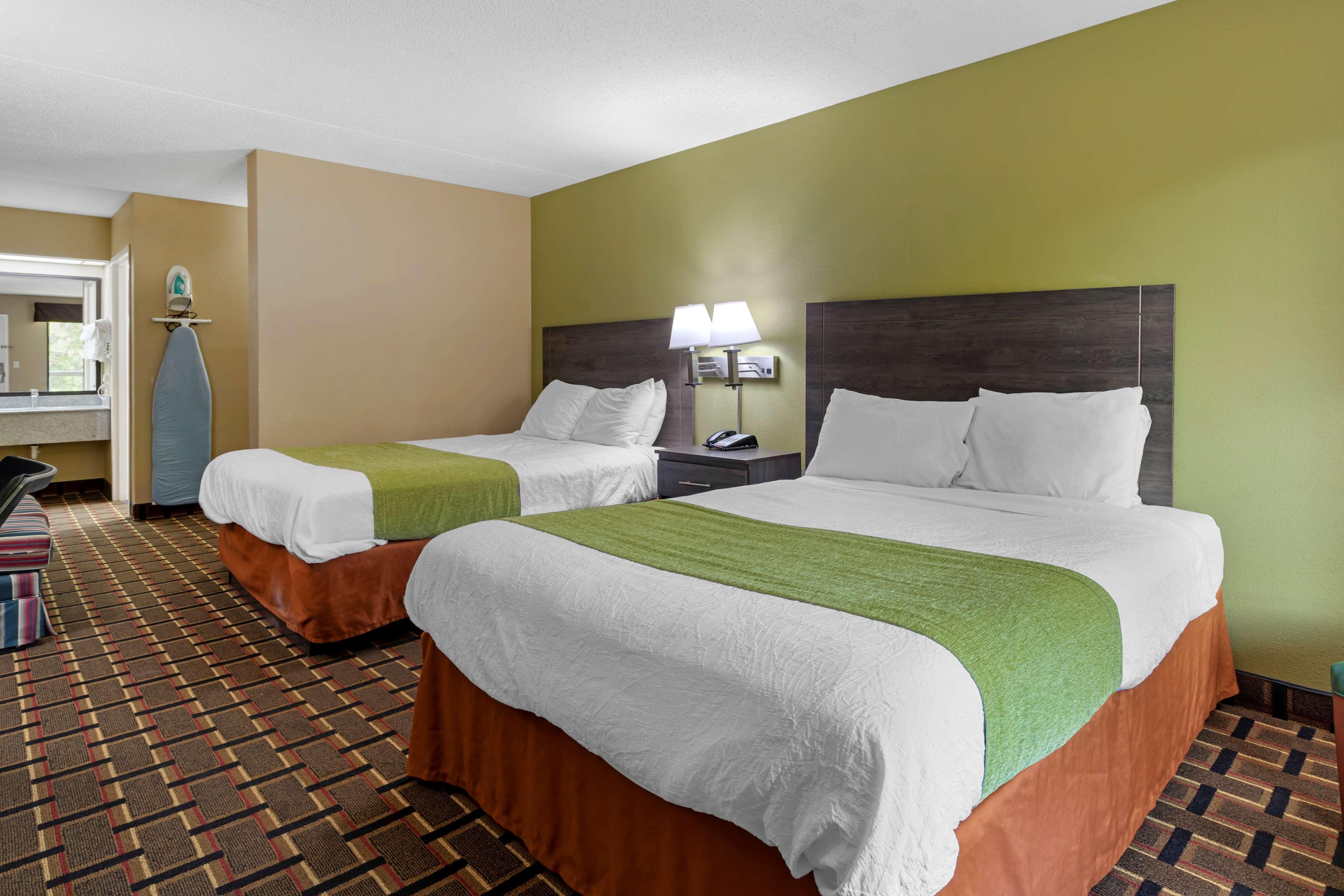 Surestay Hotel By Best Western Lenoir City Bagian luar foto