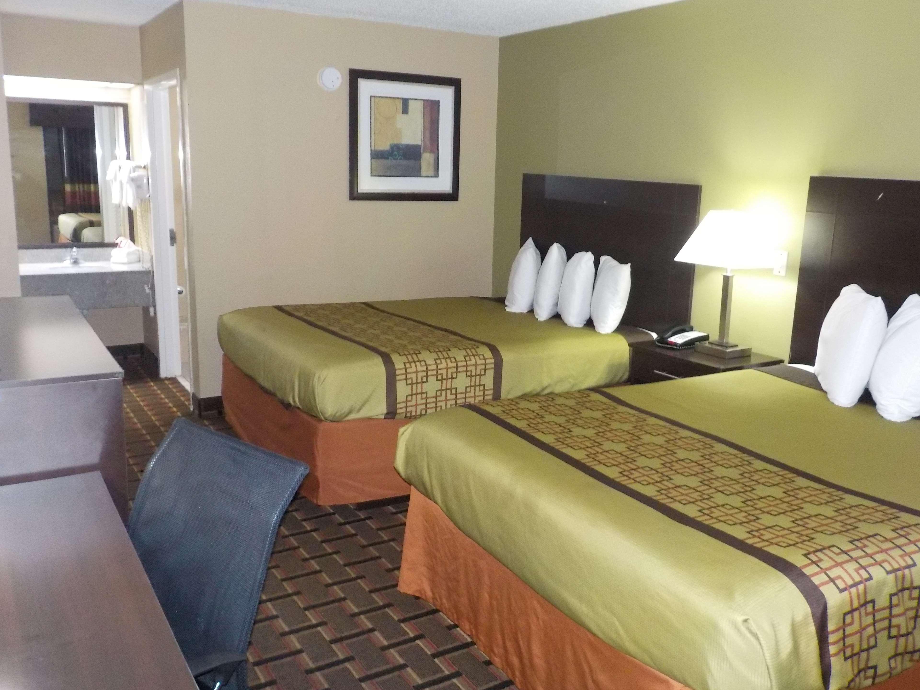 Surestay Hotel By Best Western Lenoir City Bagian luar foto