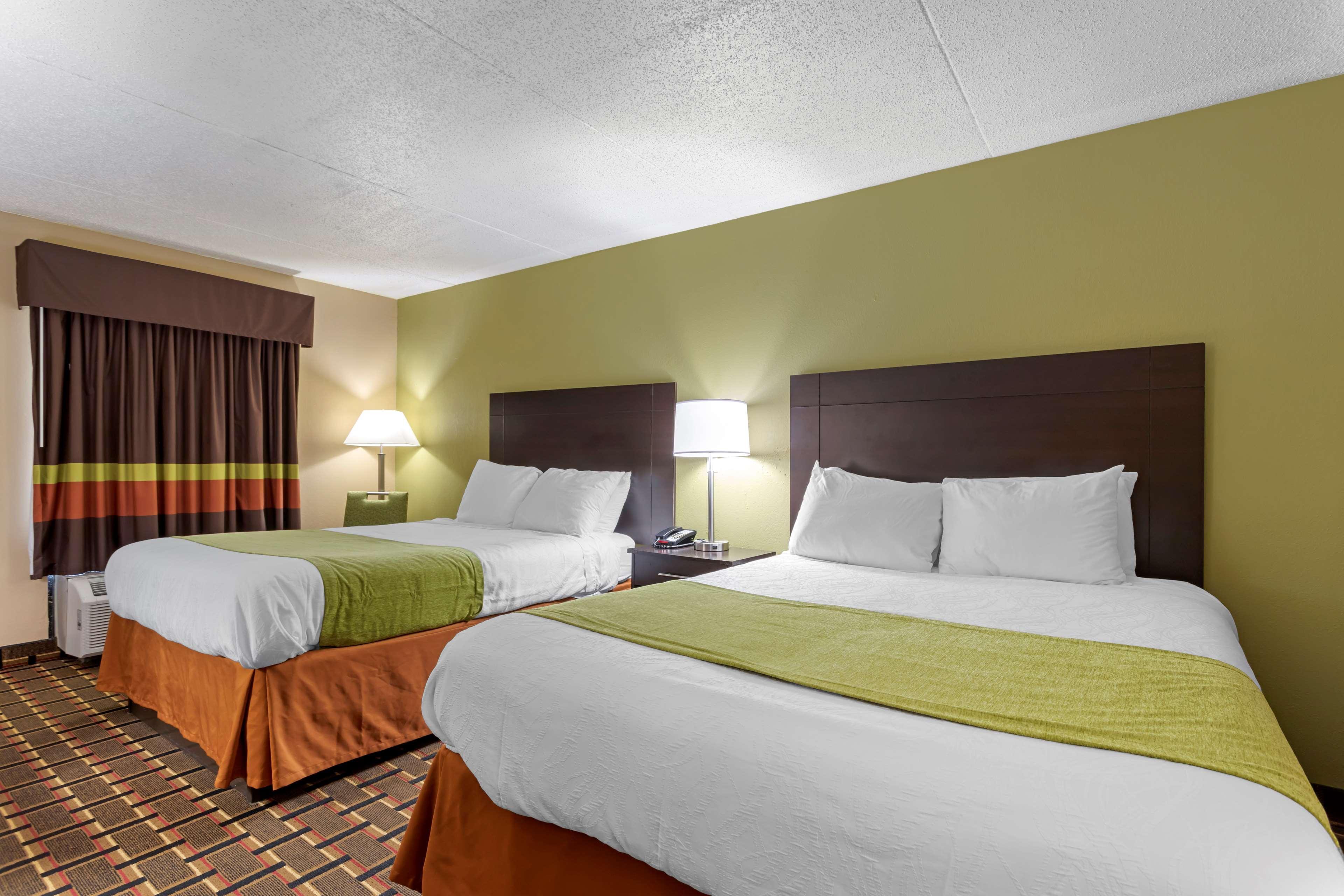 Surestay Hotel By Best Western Lenoir City Bagian luar foto