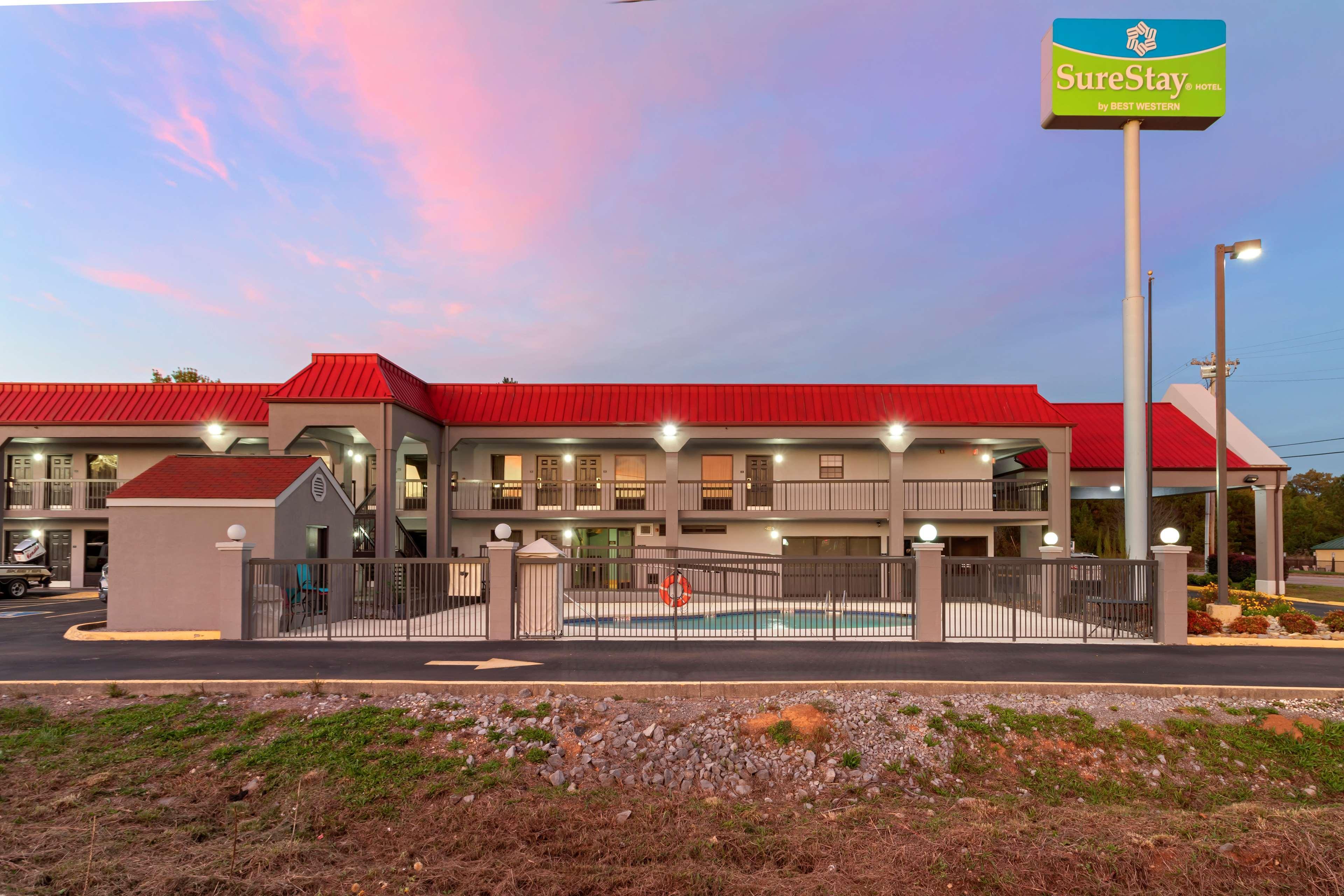 Surestay Hotel By Best Western Lenoir City Bagian luar foto